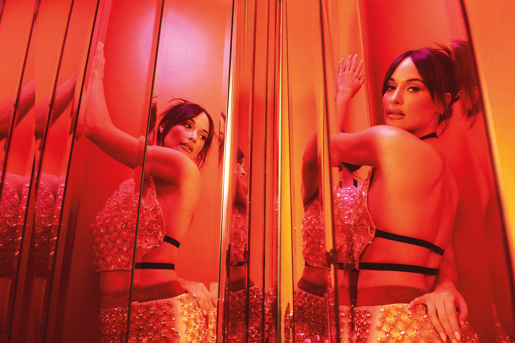 Photo n°4 : Kacey Musgraves se mouille pour Rolling Stone!