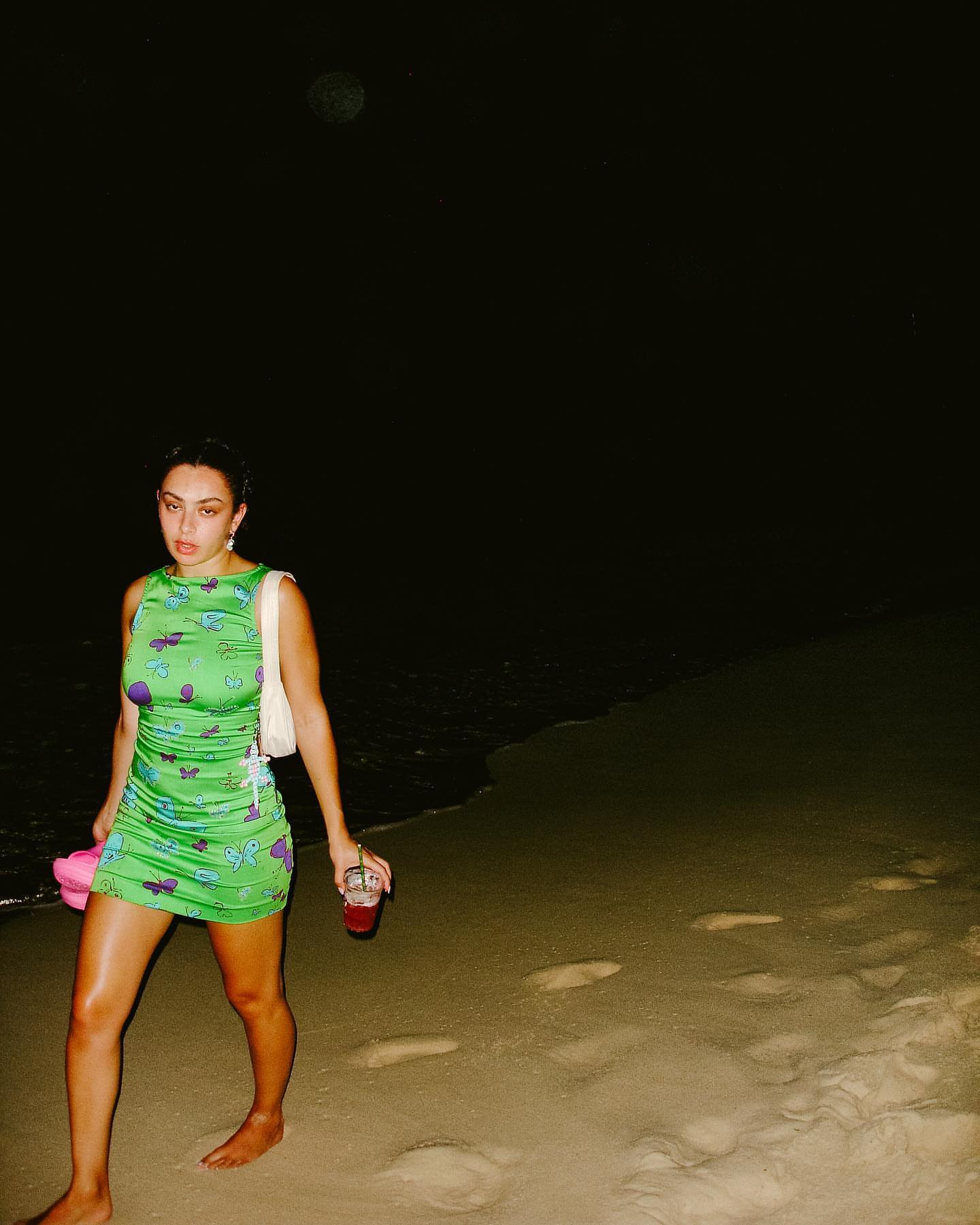 PHOTOS Charli XCX monte sur scne  Coachella ! - Photo 46
