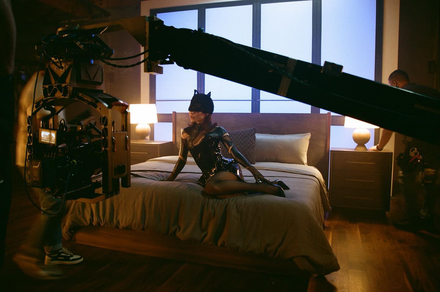 Ariana Grande is Catwoman in New Music Video! - Photo 5