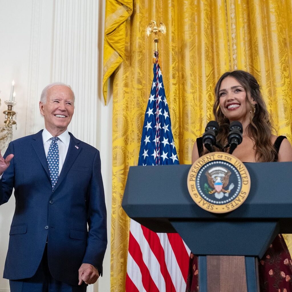 Jessica Alba Meets With Joe Biden!