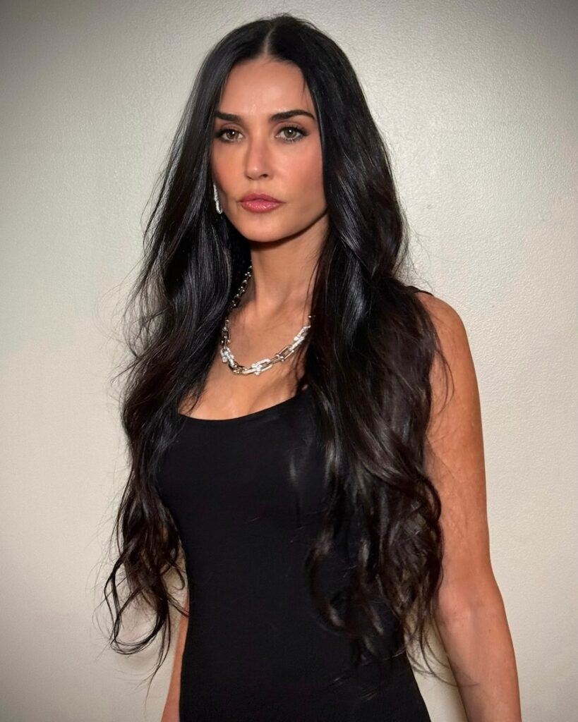 Demi Moore is Looking Young in New Selfies!